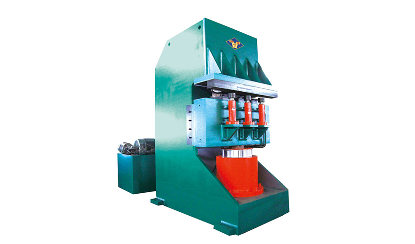 YWJ型預(yù)彎機(jī)